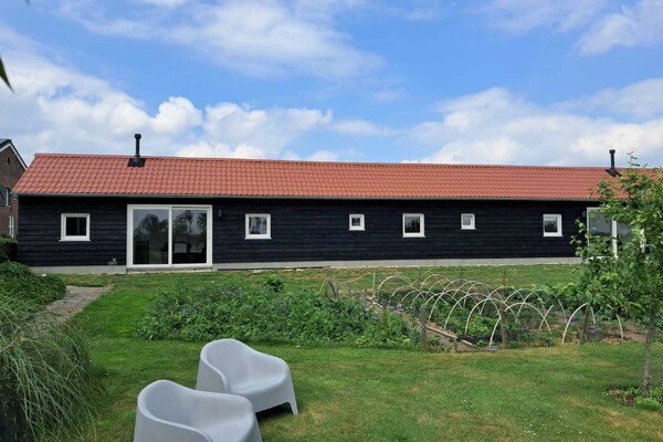 B&B Langs de Maas, Natuur en rust aan de rand van Onze wijk